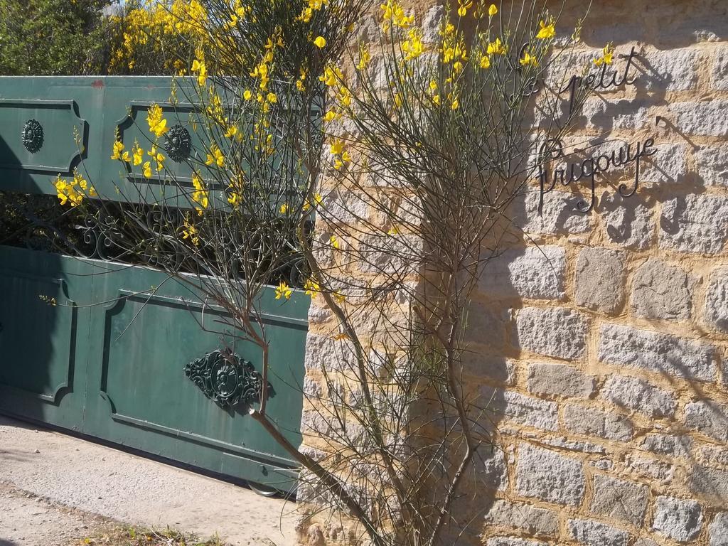 B&B Le Petit Frigouye Rochefort-du-Gard Exterior photo
